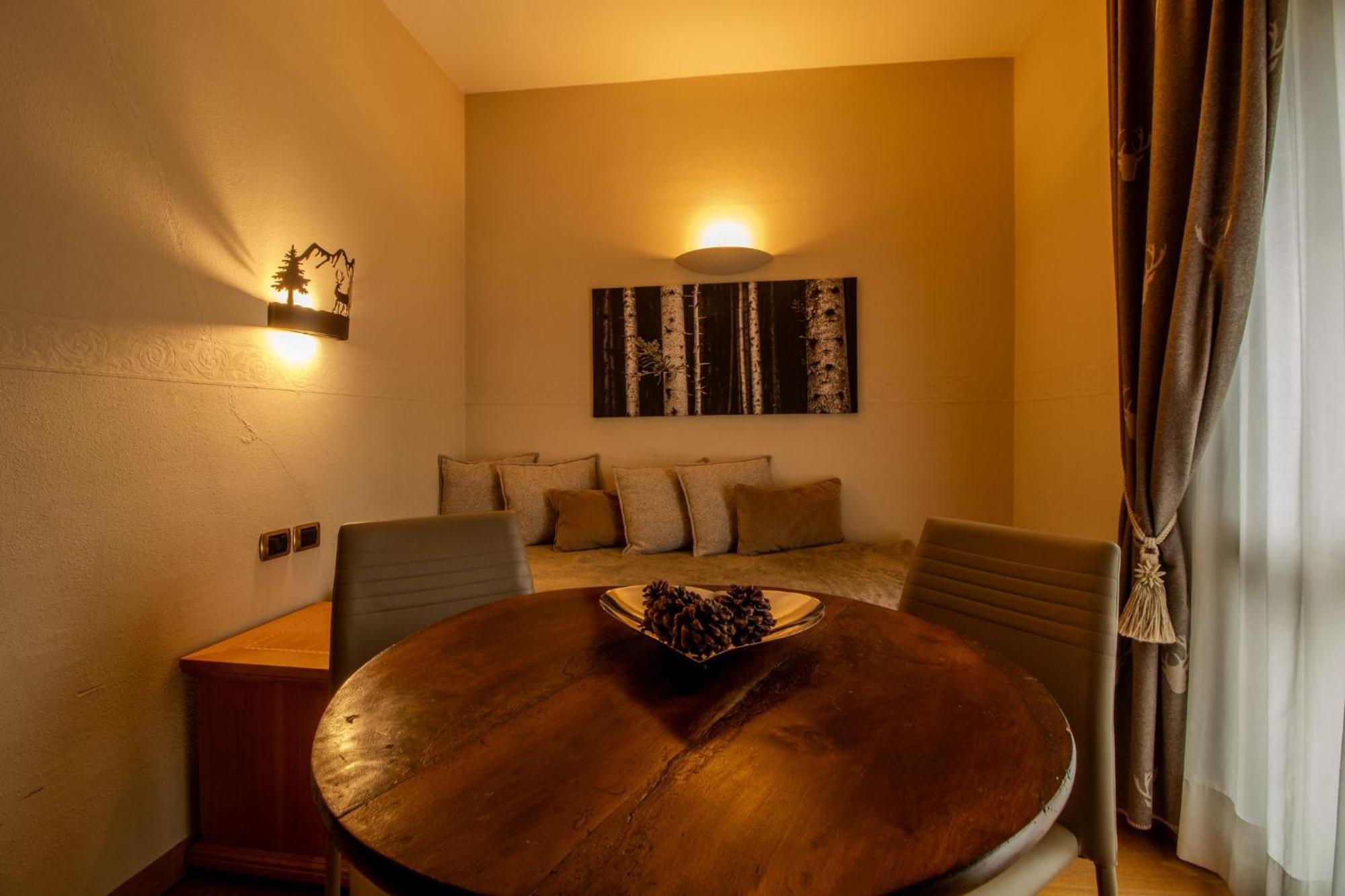 Paradise Hotel&Wellness Saint-Vincent Esterno foto