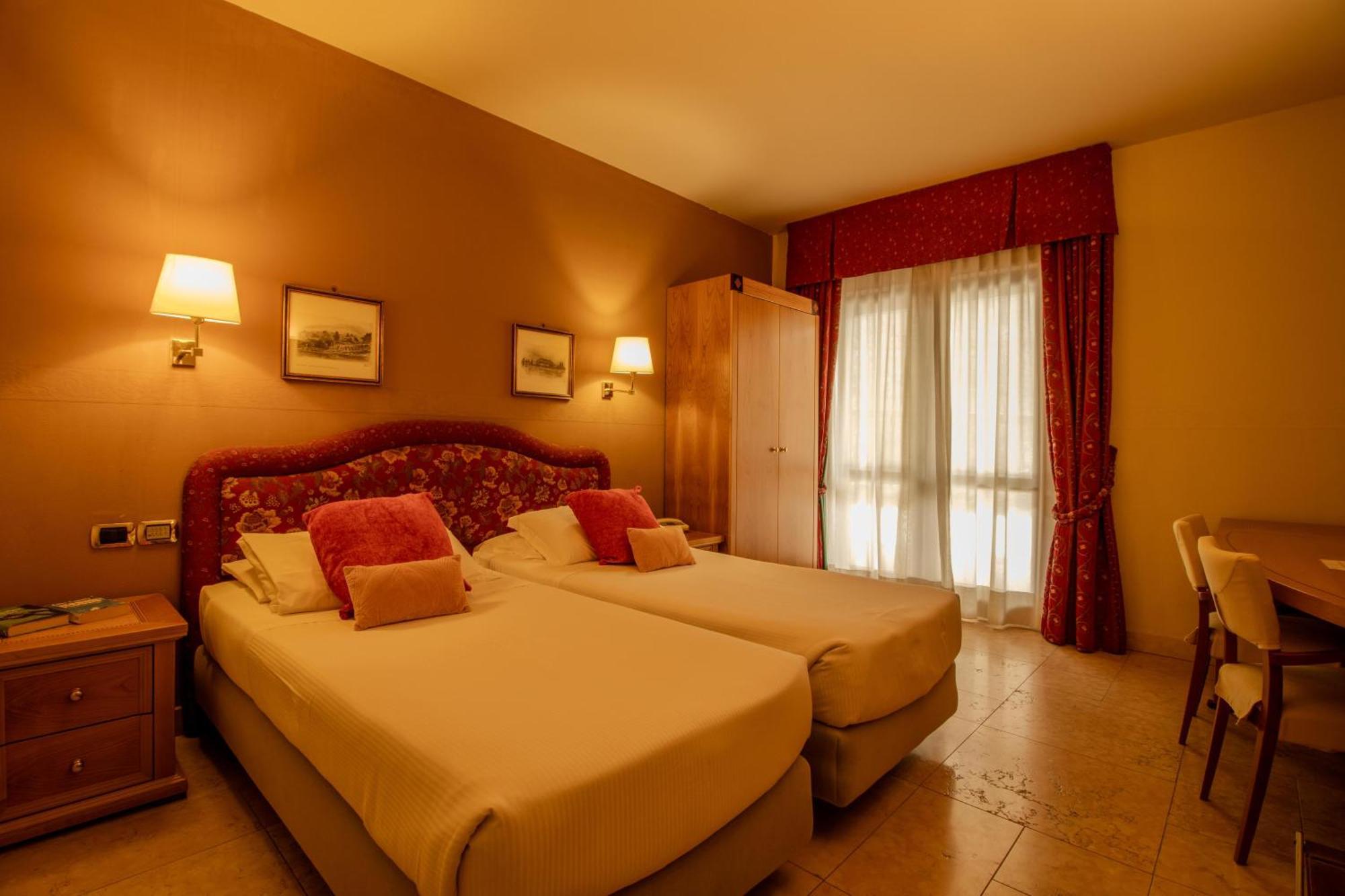 Paradise Hotel&Wellness Saint-Vincent Esterno foto