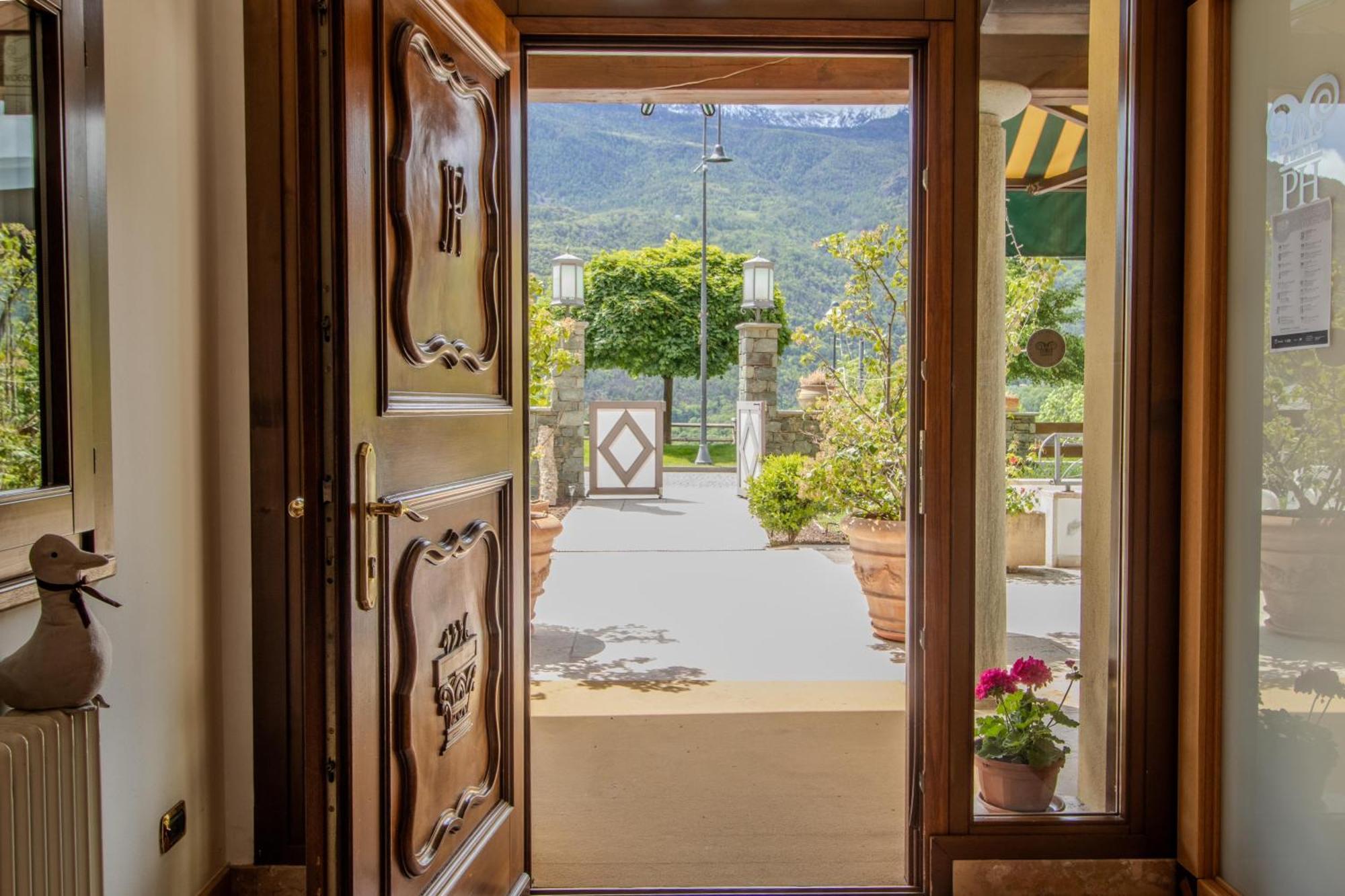 Paradise Hotel&Wellness Saint-Vincent Esterno foto