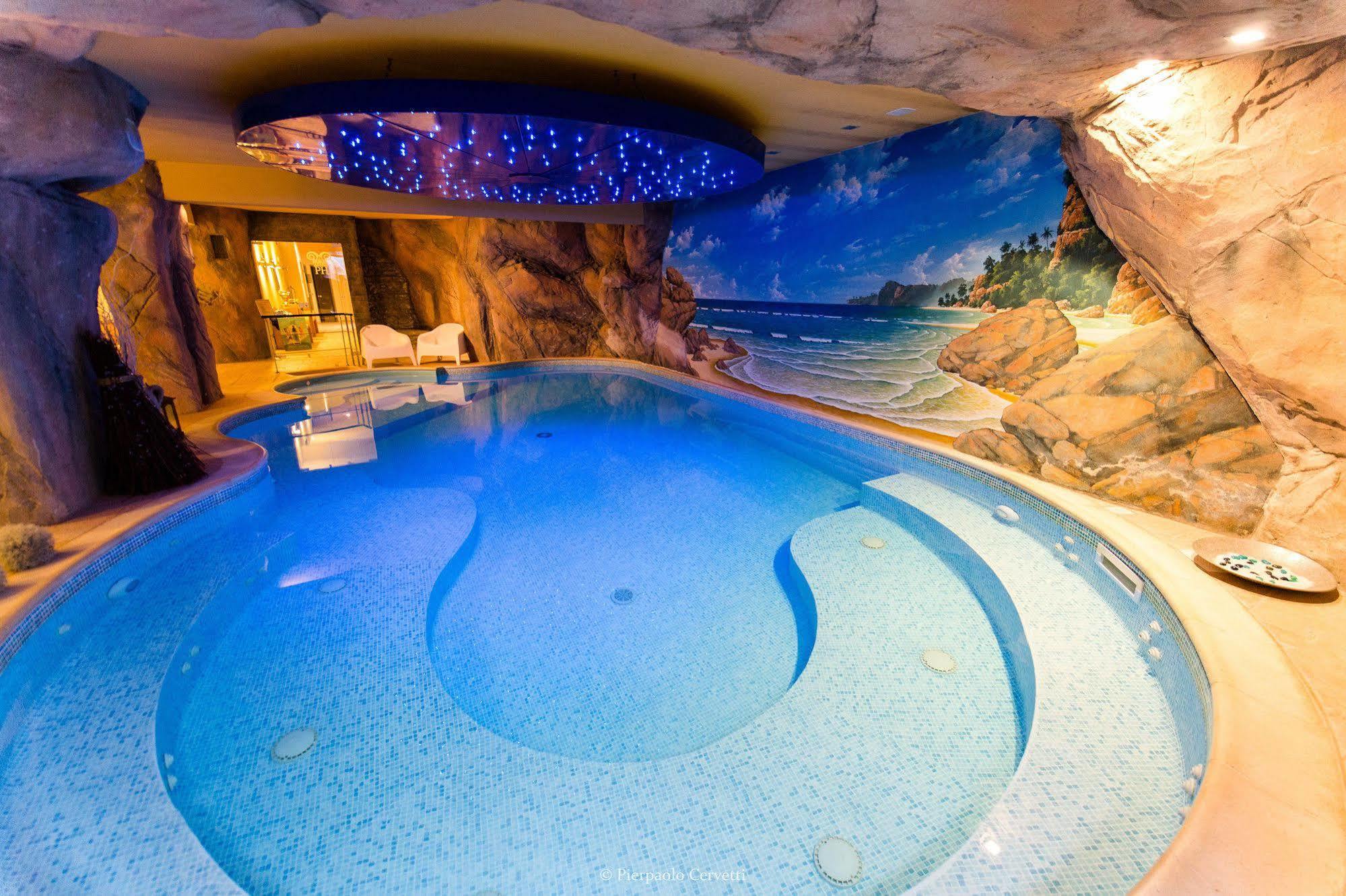 Paradise Hotel&Wellness Saint-Vincent Esterno foto